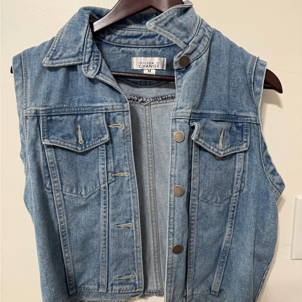CHNGE Denim Sleeveless Vest - Blue